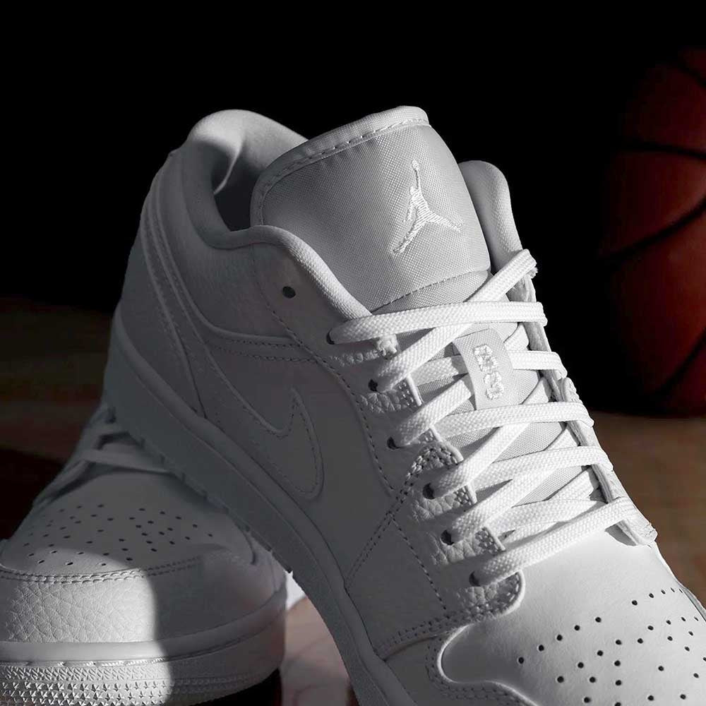 AIR JORDAN ONE LOW TRIPLE WHITE