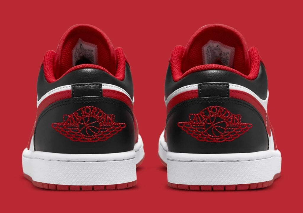 Air Jordan One Low Bulls