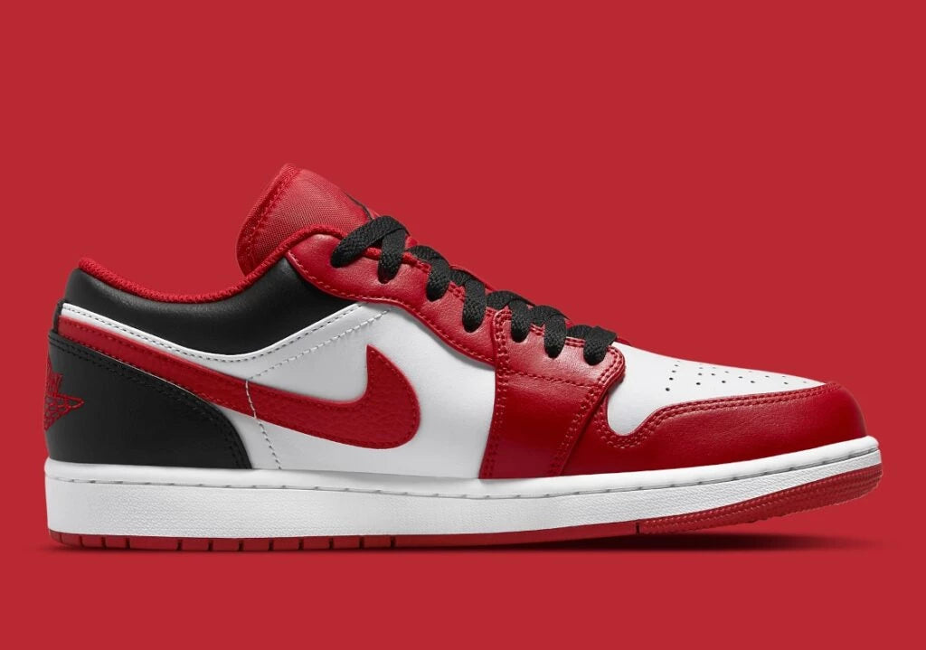 Air Jordan One Low Bulls