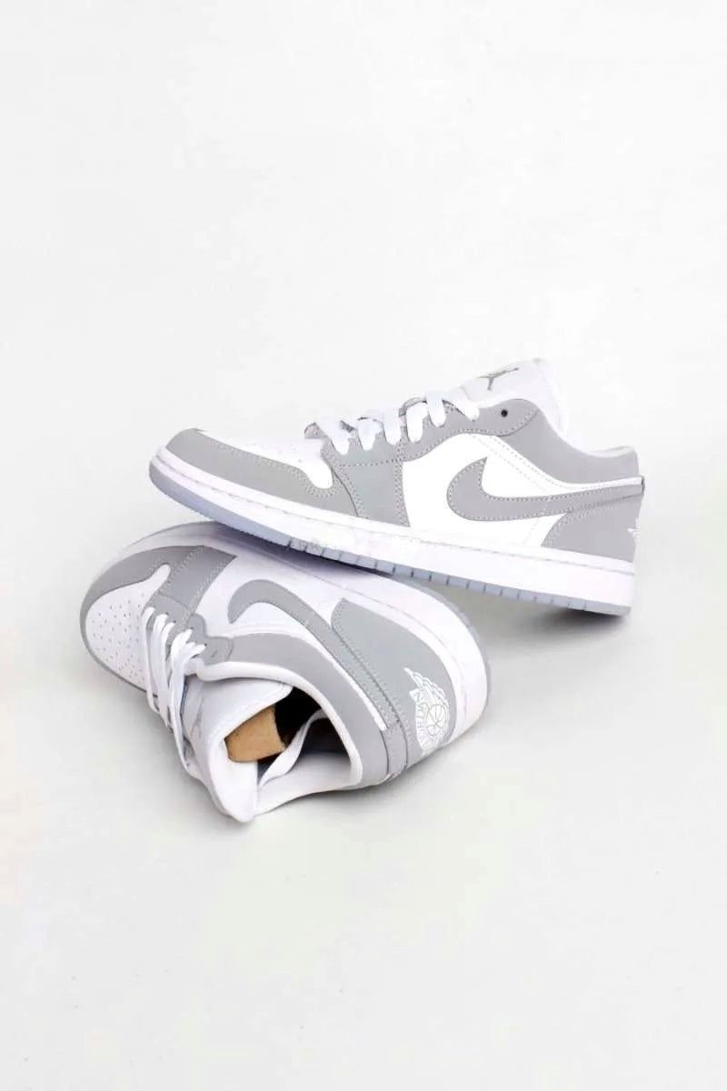 Air Jordan 1 Low WOLF GREY
